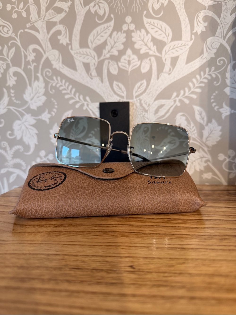 Ray Bans 1971 Square Sunglasses w/ Case
